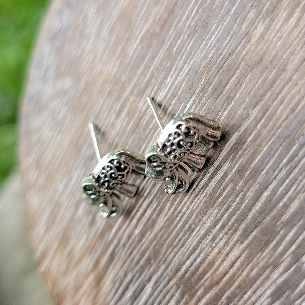 Scrolled Elephant Stud Earrings, unisex - Picture 6 of 7